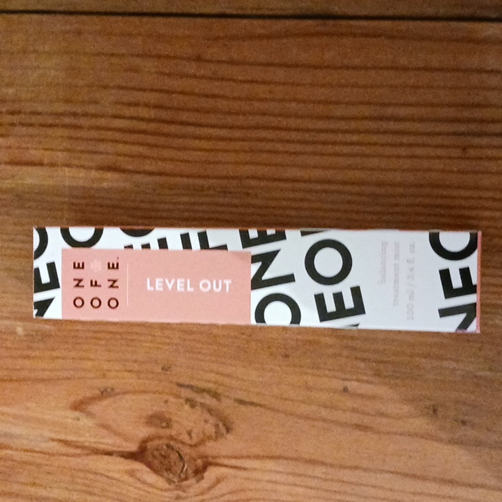 Vegan Level Out Balancing Treatment Mist